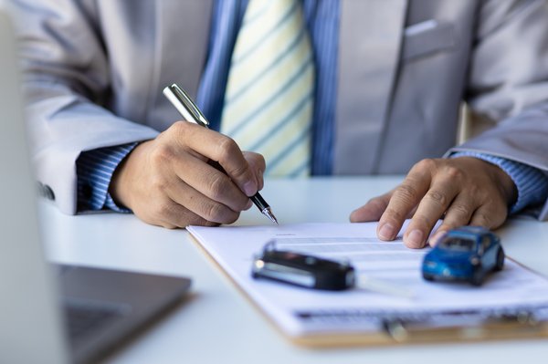 Carte grise provisoire WW : conduisez en toute légalité en France